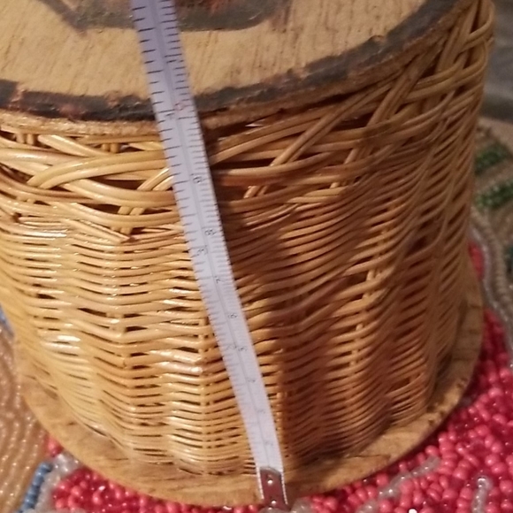 Vintage Handcrafted coasters with storing jar - Picture 7 of 8